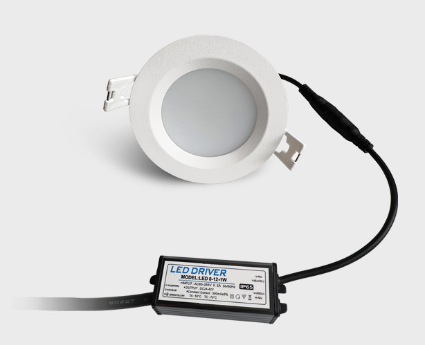 Встраиваемый светильник Italline IT08-8018 white 3000K