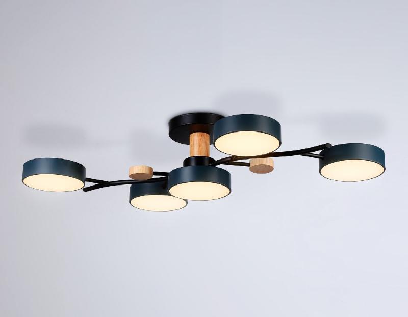 Потолочная люстра Ambrella Light Comfort LineTech FL4835